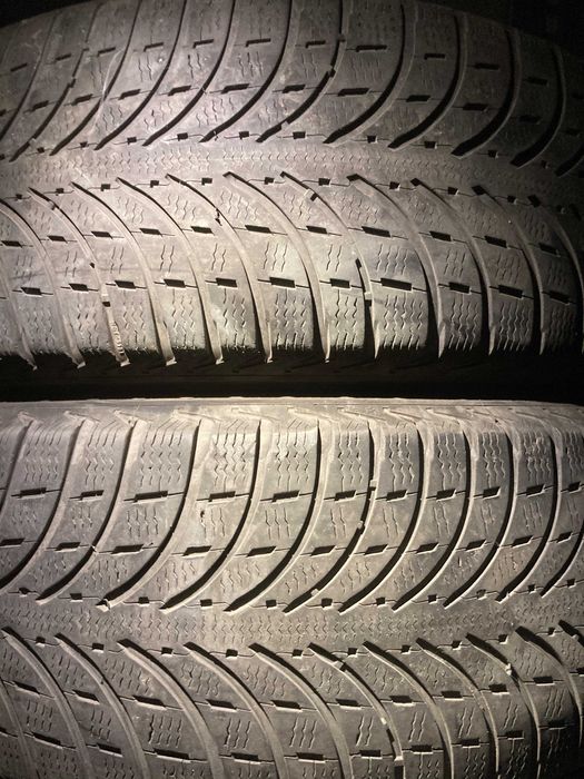Всесезонни Гуми 215 70 16 Michelin 4 БРОЯ dot 19