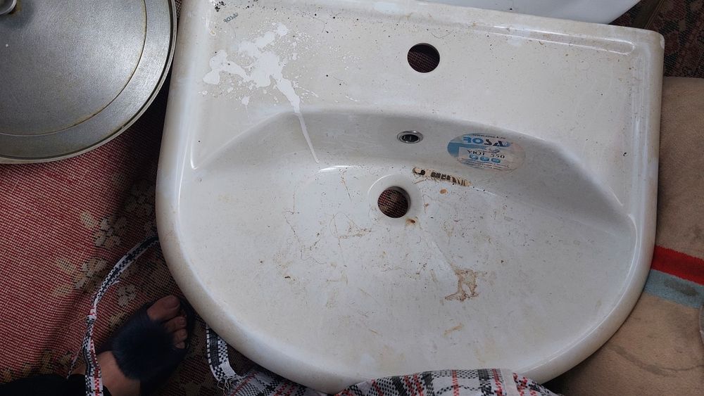 Продам раковину и биде