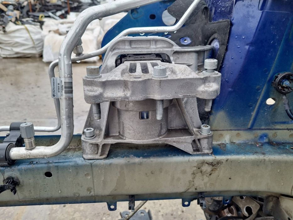 Tampon motor PEUGEOT 308 II GT-Line [Fabr 2019-2021] OEM 1.5 HDi YHZ 9