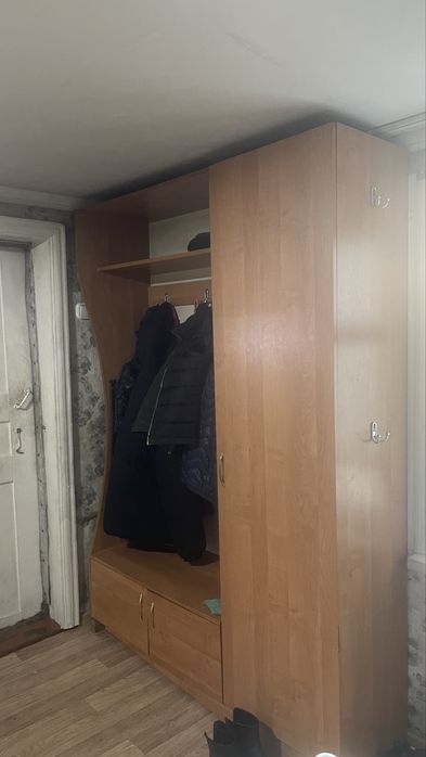 Прихожая 1,5 на 2м