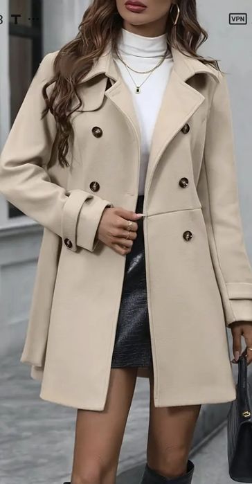 Продаётся женское пальто