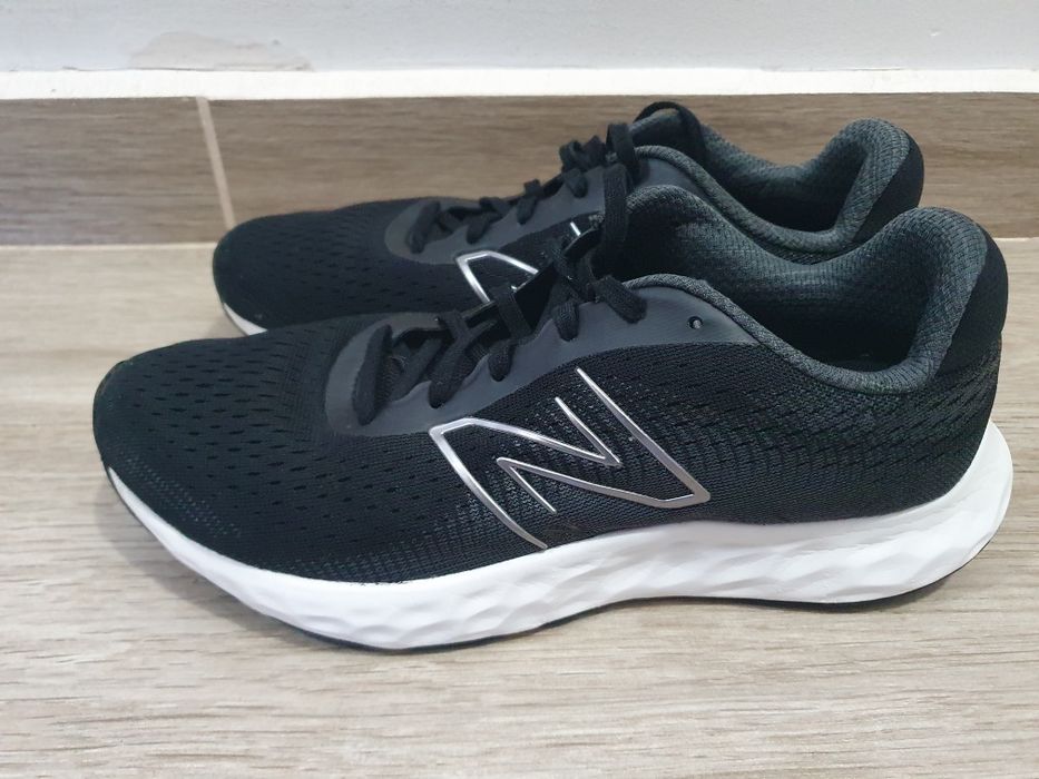 Маратонки New Balance 520 v8