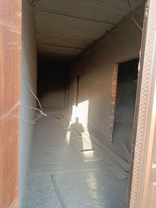 Срочно коттедж сотилади