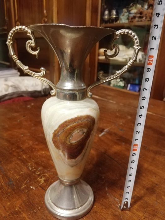 Vază medie din Onix