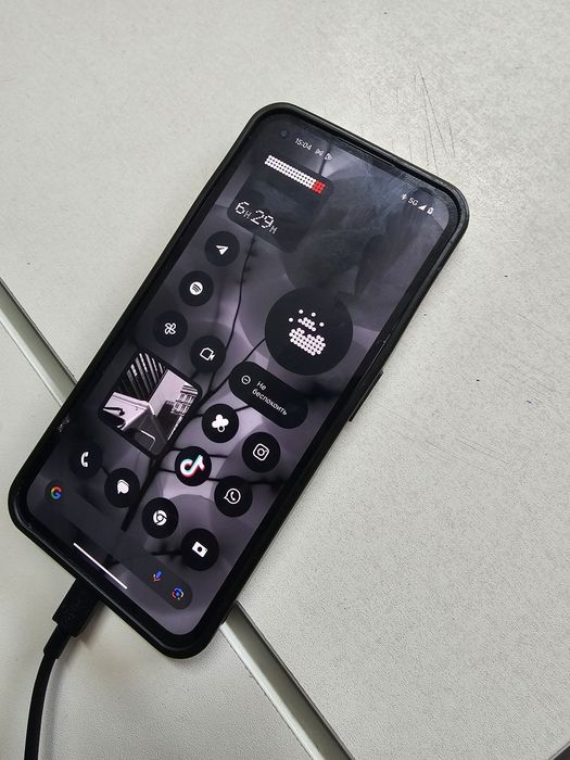 Nothing phone 1  256 / светяшка