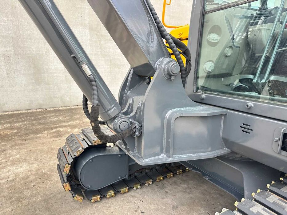 Miniexcavator / Midiexcavator Volvo EC60C (5.6 Tone) – An 2012