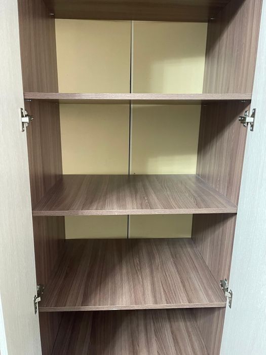 Продам шкаф стенку