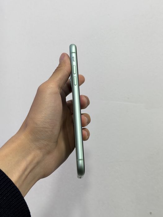 Продаю Iphone 11 128GB