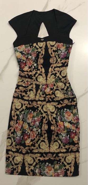 Рокля Lucy Fashion с флорални мотиви /S/