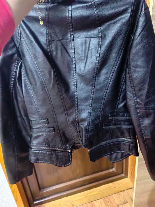 Кожено дамско яке