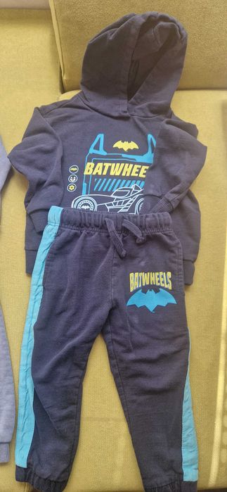 Продавам Детски дрехи