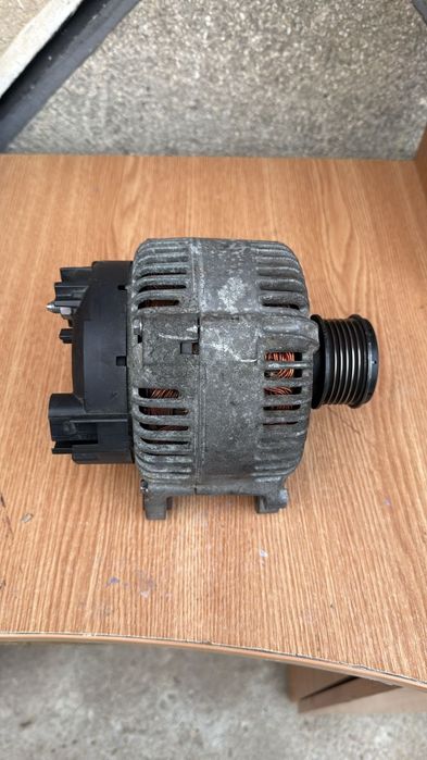 Vînd alternator de passat și golf4