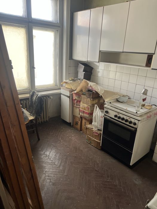 Подарявам мебели