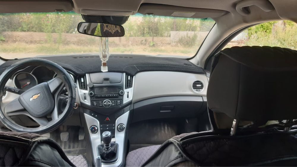 Шеврале круз хэтчбек