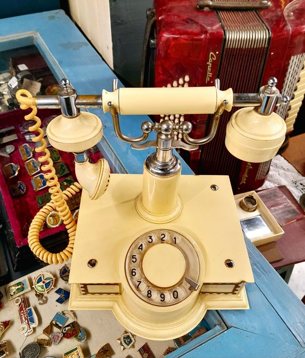 Телефон - ретро ,эпохи СССР.