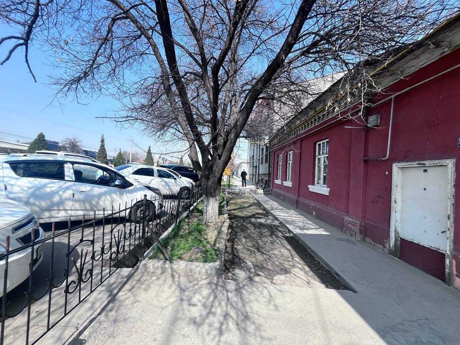 Арча куча фасад 15 метр под офис магазин 1 линия, нежилой вдоль дороги