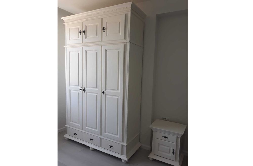 Dulap suprainaltat Bucovina, 3 + 3 usi + 2 sertare, lemn masiv