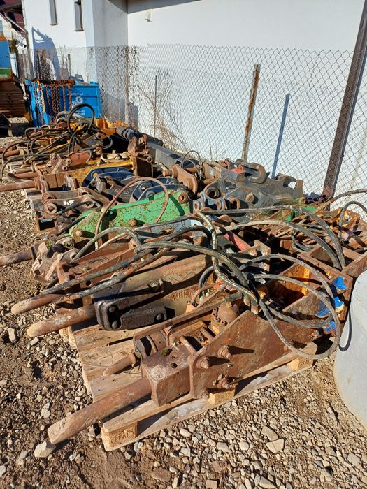 Picoane pentru excavator cuplari rapide furci