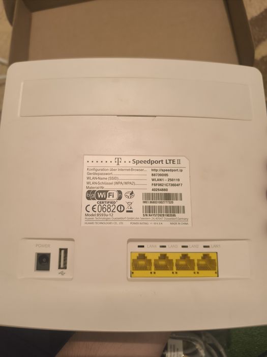4G LTE-роутер Huawei B593