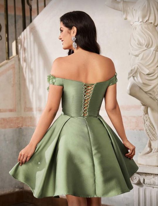 Дамска официална рокля М размер