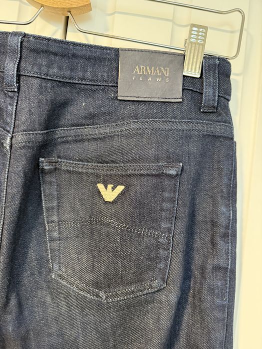 Джинсы Armani jeans