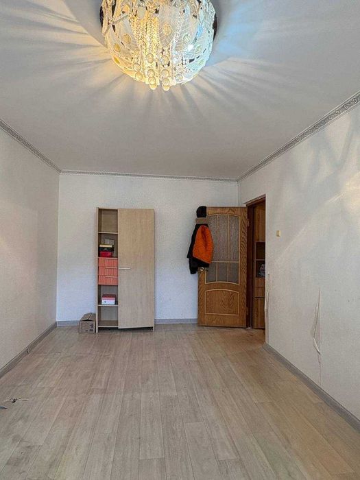 2 комн по Молдвгулова за 11500