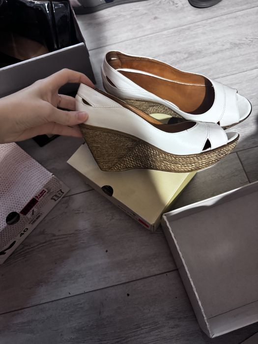 Туфли женские нарядные