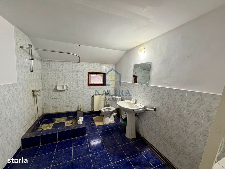 Casă de vânzare