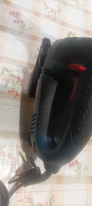 Bosch GST 75 BE прободен трион