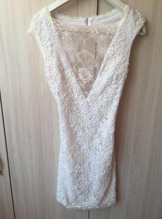 Дантелена Рокля Junona