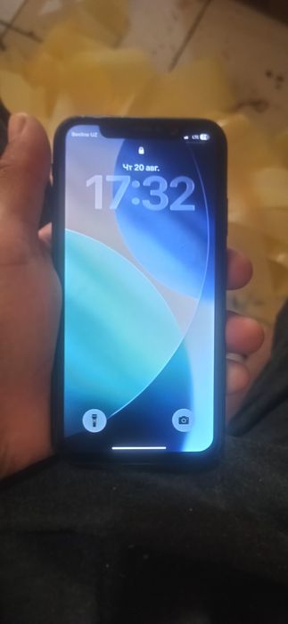 Iphone 11 sotiladi