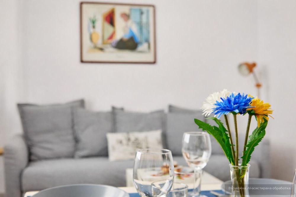 Дава се под наем Тристаен апартамент в София, Лозенец - 75 кв.м за 947.58 € - Снимка #1