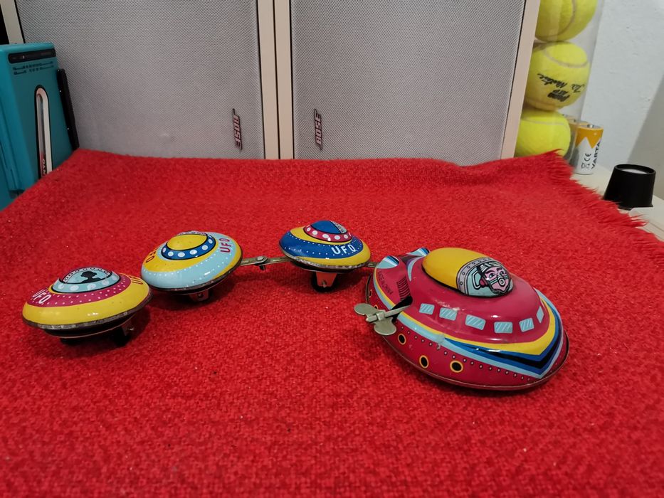 Jucărie veche UFO