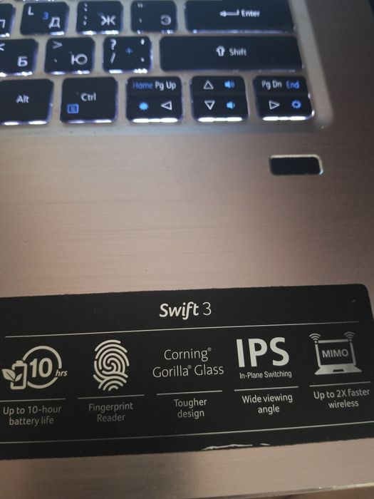 Acer swift 3 ips(full hd)/core i3-7/SSD m2/металл