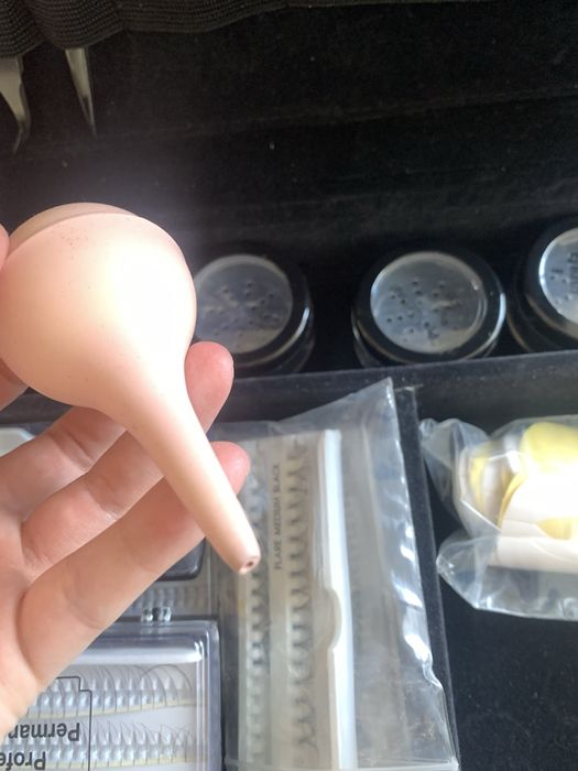 Комплект за поставяне на мигли