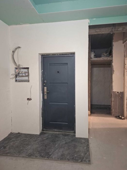 Срочно продается кв новостройка 200м2