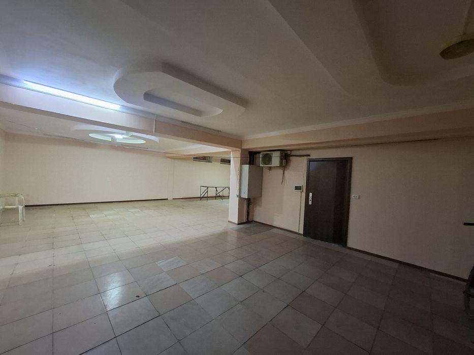 Сдается под бизнес Полуподвал Вокзал