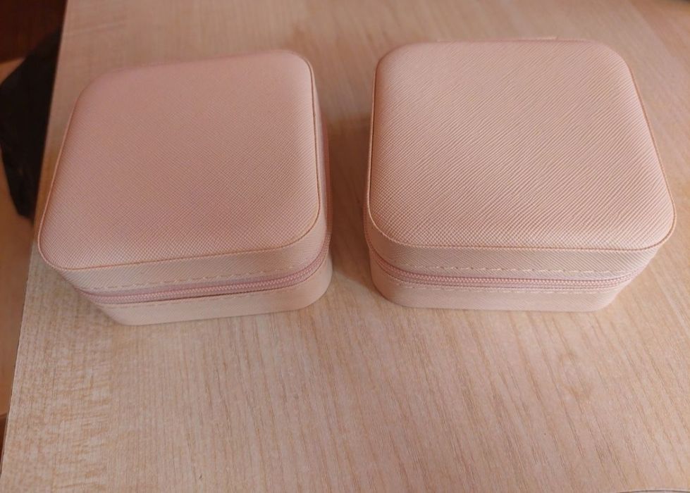 Кутия за аксесоари