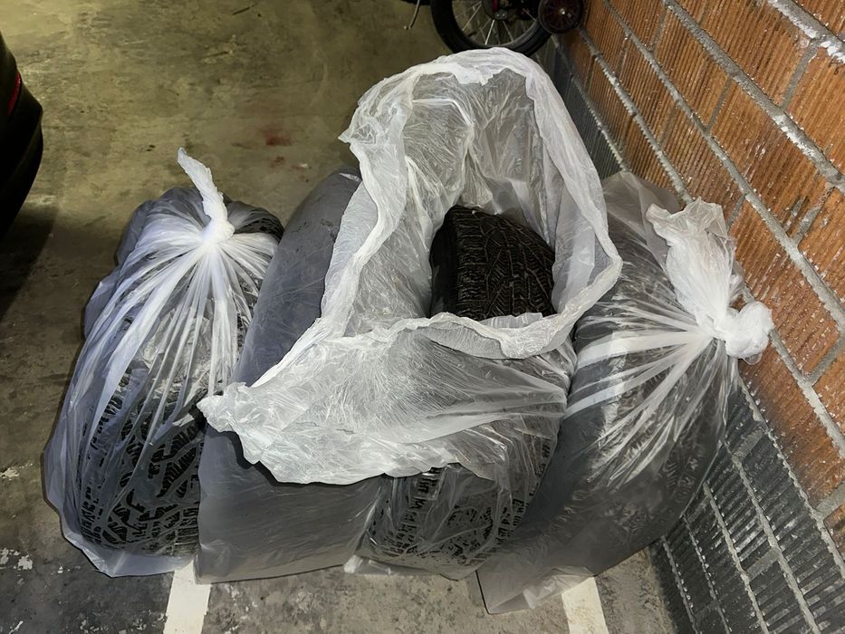 Продам шины зимний