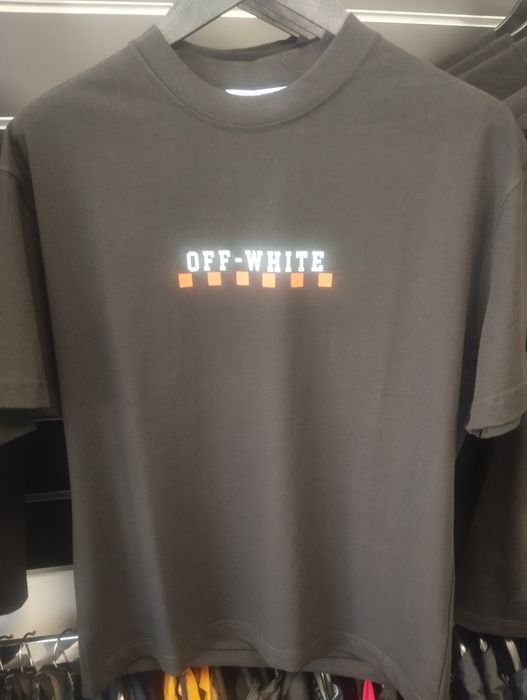 Топ модели Тениски.Stone island,Off white и други.