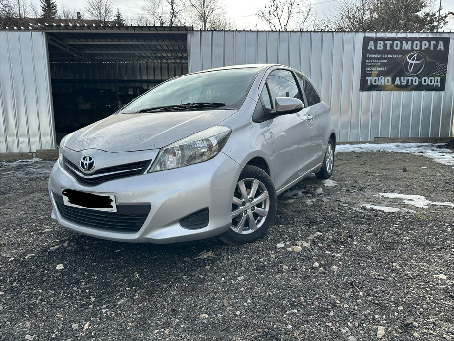 Toyota Yaris Тойота Ярис 1.33 vvti 99 кс 2011г На Части!