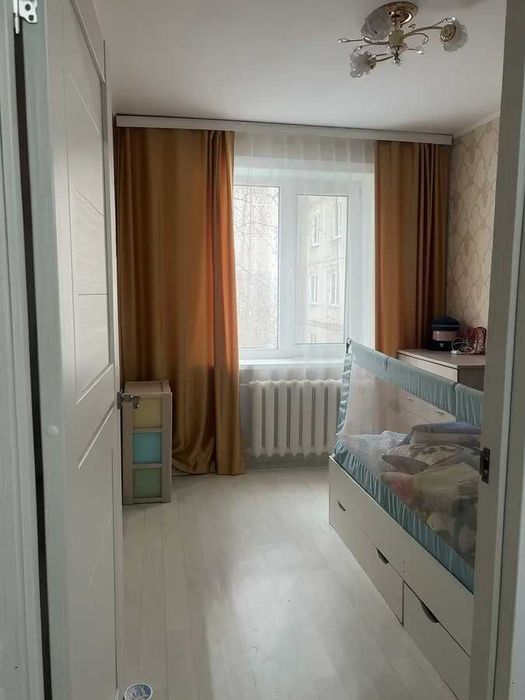 2 ком квартира, 19 мкр, 2 этаж