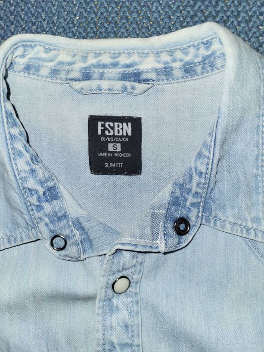 Camasa jeans barbateasca/ unisex, mar S, model Slimfit, marca Fishbone