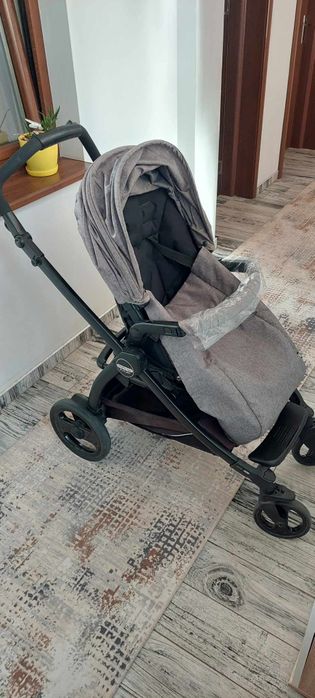 Бебешка количка peg perego