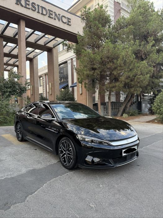 2024 Byd han 605