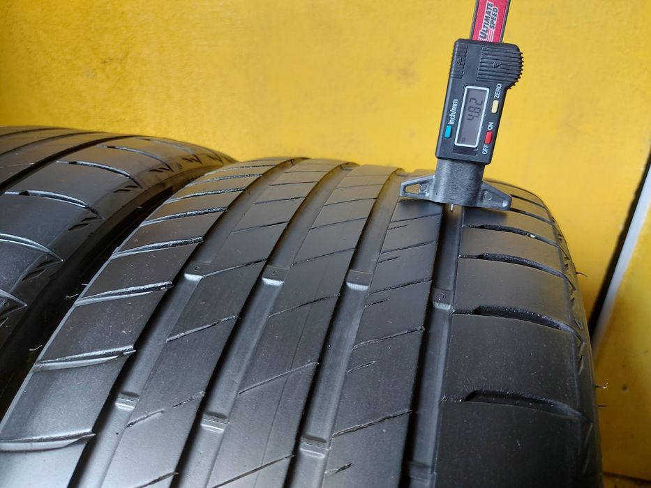 255 35 19 Bridgestone DOT 2020 (2021) vara