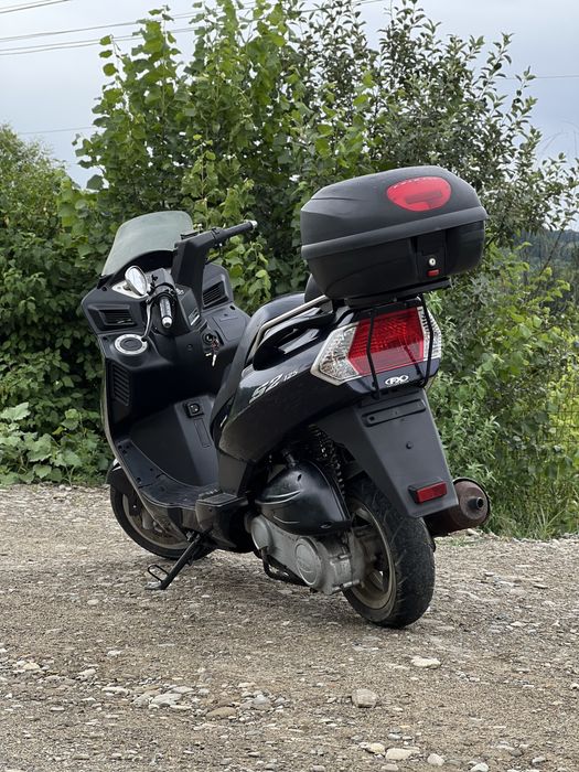 Scuter 125CC daelim