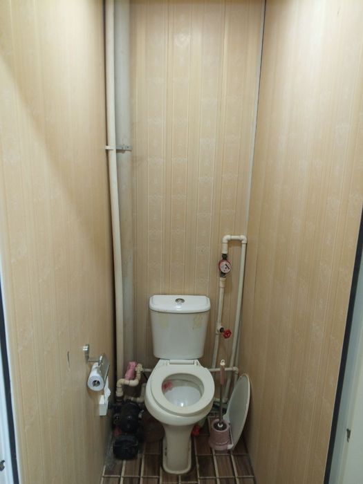 1 xonalik kv sotiladi 4 etaj 44 kv