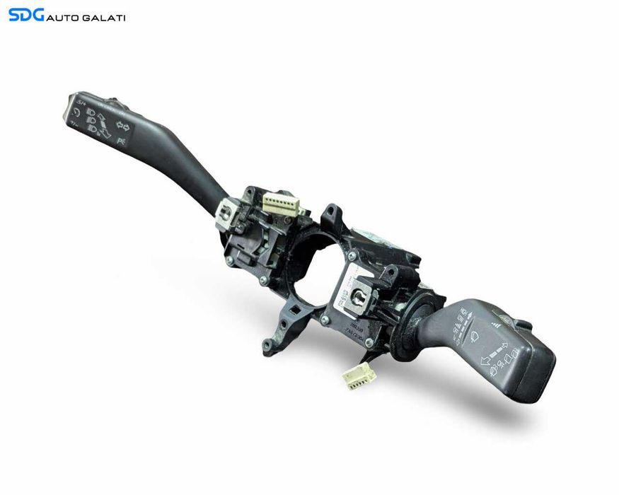 Maneta Manete Semnalizare Faza Lunga Scurta Tempompat Pilot Automat Stergator Volkswagen Tiguan 5N 2008 - 2018 Cod 5K0953501AT, 5K0953502M [LR3773]