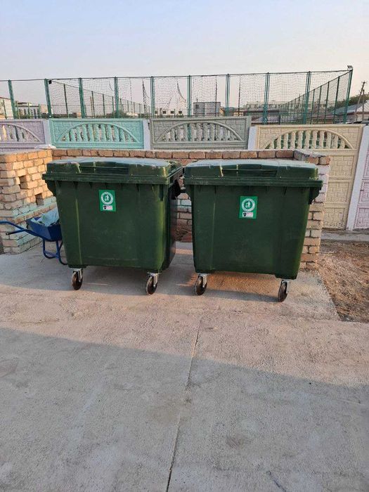 Мусорные контейнеры, мусорные баки от 660 до 1100 литра